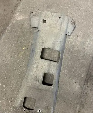 Exhaust heat shield