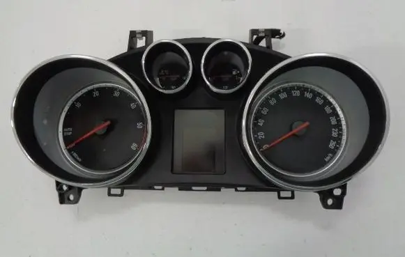 Opel Mokka Speedometer (instrument cluster) 95375176