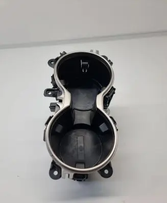 Cup holder front