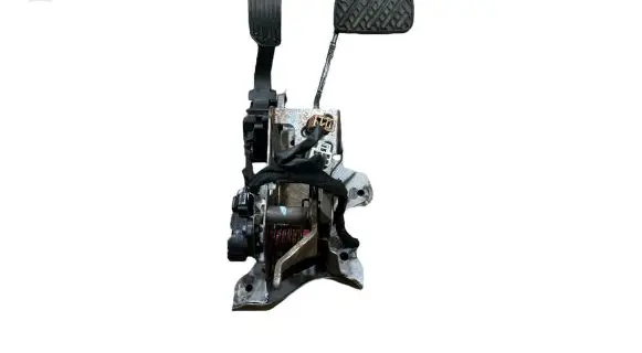 Nissan Leaf II (ZE1) Pedal assembly 180021KM0B 00243 33117B