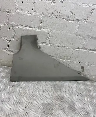 Toyota Avensis T270 (C) pillar trim 6247205130