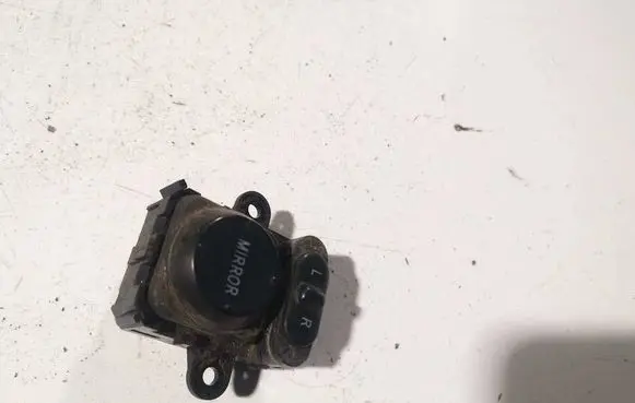 Honda FR-V Wing mirror switch sjde010m1