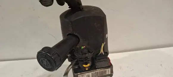 Peugeot 407 Power steering pump 9670302280