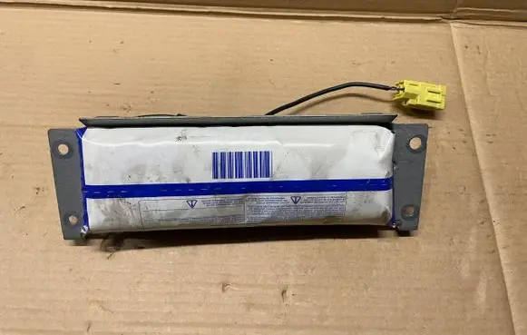 Nissan Pathfinder R51 Passenger airbag 0068834 APEB306X180139