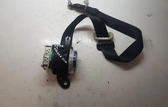 Mazda 6 Front seatbelt 1063728 A10010
