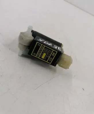 KIA Sportage Windscreen/windshield washer pump 985101F100