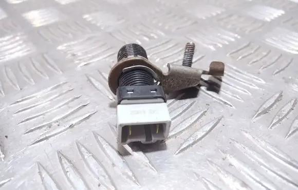 Brake pedal sensor switch