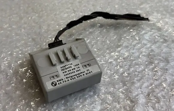 BMW X5 E53 Yaw turn rate sensor 65756923209 657569232099 6923209