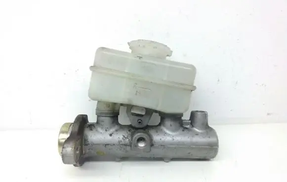 Subaru Legacy Master brake cylinder
