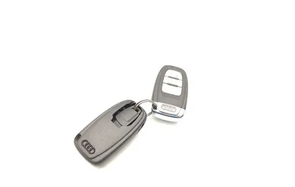 Audi A4 S4 B8 8K Ignition key/card 
