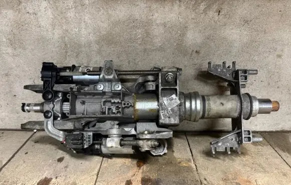 BMW 5 F10 F11 Steering wheel axle P10768701 1056004H 6787926