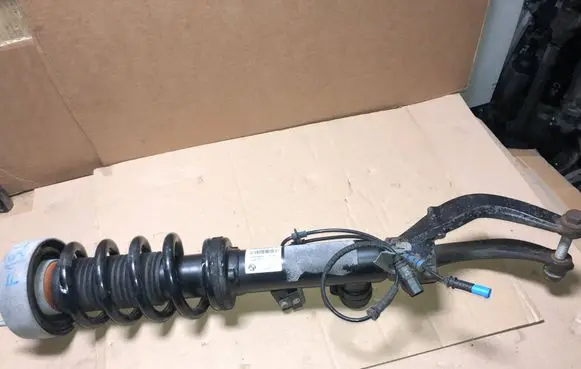 BMW X5 F15 Front shock absorber/damper 6875083