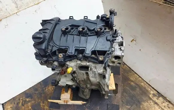 Peugeot 208 I Engine HM01 10B202 9676231780