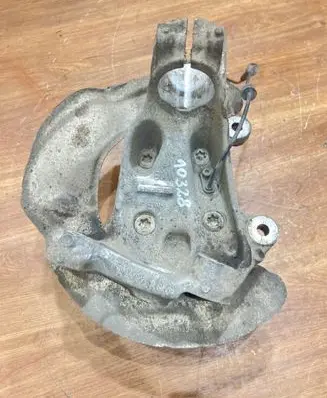 BMW 1 F20 F21 Front wheel hub 6792286