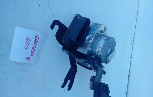 Dacia Sandero III ABS Pump 476604105R