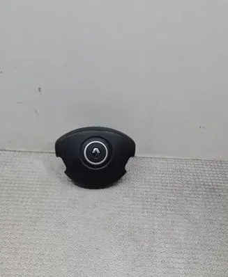 Renault Clio III Steering wheel airbag 8200677496 22493050