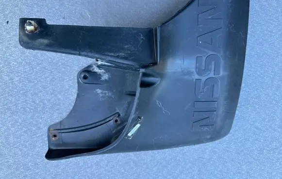 Nissan Patrol Y61 Rear mudguard 78811VB010 78811VB025