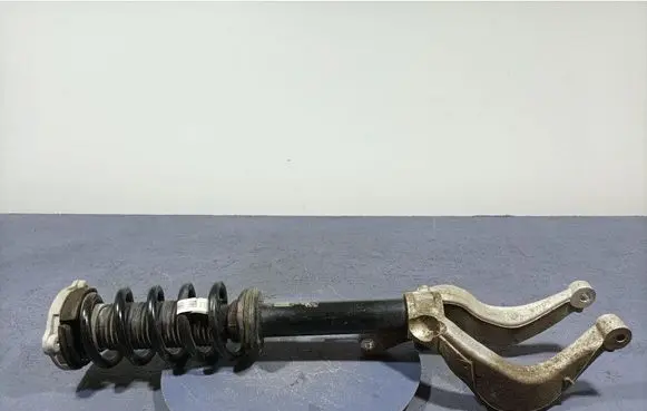 Volvo XC60 Front shock absorber/damper 32213633