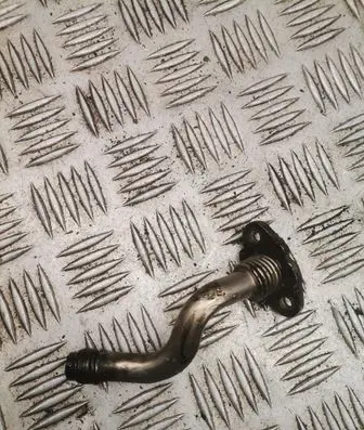 Volkswagen Tiguan Oil cooling pipe 03L145736D