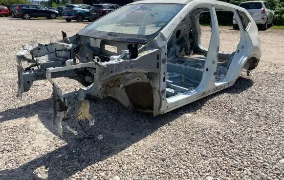 Nissan X-Trail T32 Body 
