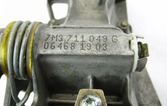 Seat Alhambra (Mk1) Gear shifter/selector 7M3711261