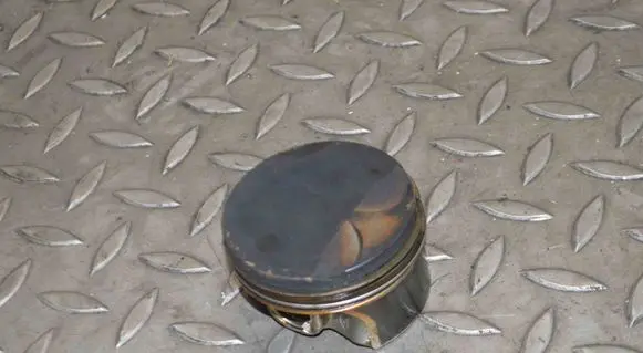 Volkswagen Golf VII Piston 71L66A3