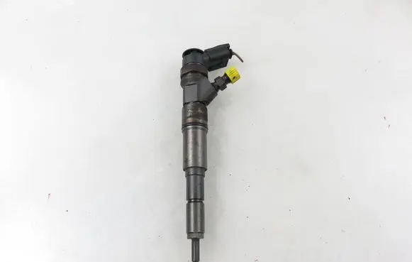 BMW 5 E60 E61 Fuel injector 0445110216 7793836