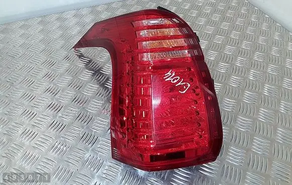Peugeot 5008 Rear/tail lights 26120102 9672660580