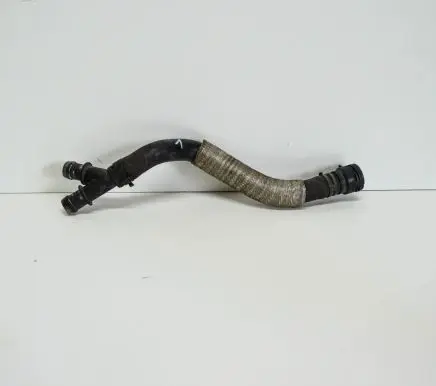 Skoda Superb B6 (3T) Engine coolant pipe/hose
