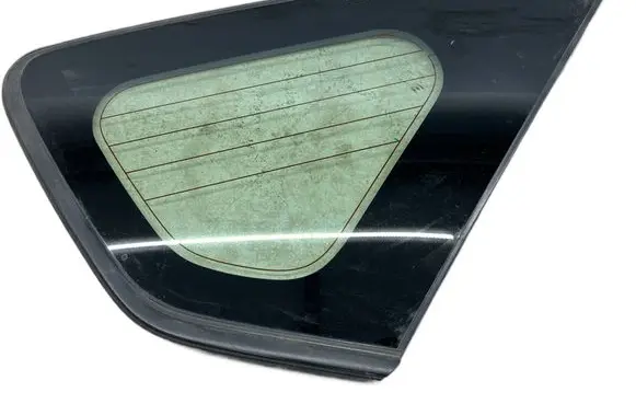 Toyota Prius (XW30) Rear side window