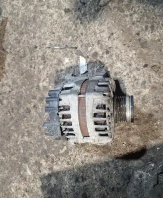 Opel Zafira C Generator/alternator