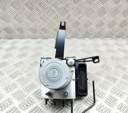 Mercedes-Benz GLB X247 ABS Pump A1779006407 A1779013605