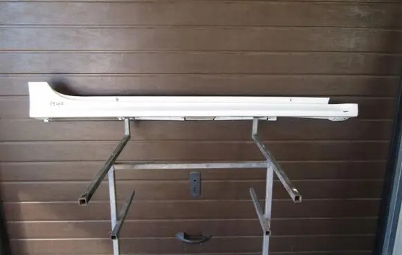 Toyota Yaris XP210 Front sill (body part) 75850-K0080