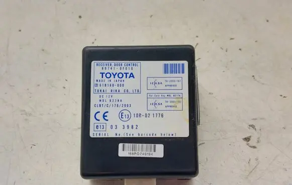 Toyota Corolla Verso AR10 Door control unit/module 897410F010 61B168000