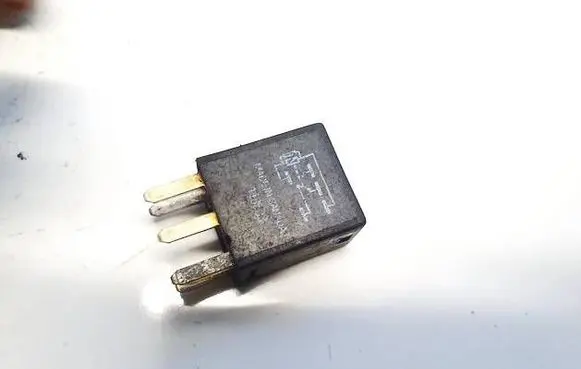 Dodge Neon Other relay 05269988aa