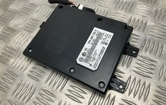 Skoda Rapid (NH) Bluetooth control unit module 7P6035730K