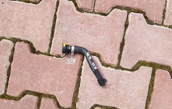 Renault Captur Engine coolant pipe/hose