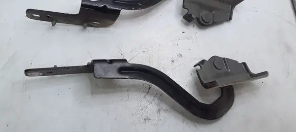 Renault Modus Engine bonnet/hood hinges 213689G 213688G