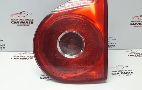 Volkswagen Golf V Tailgate rear/tail lights 1K6945094F 028500202