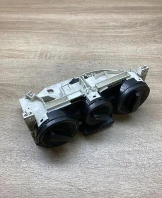 Volkswagen Golf IV Climate control unit 1J0819045F