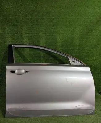 Hyundai i30 Front door