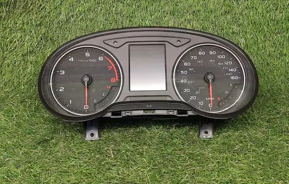 Speedometer (instrument cluster)