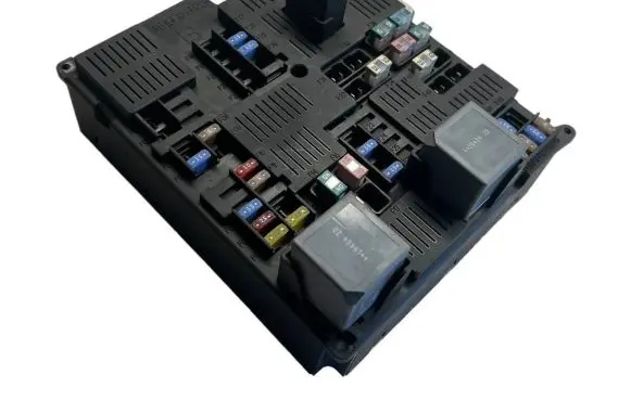 Volvo XC60 Fuse module 32212297
