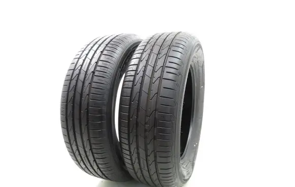 Volkswagen Golf V R16 summer tire 