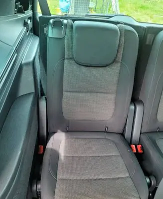 Volkswagen Sharan Third row seats 