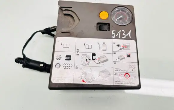 Volkswagen Golf VI Tire air pump compressor 8P0012615C