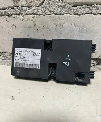 Mercedes-Benz E W211 Seat control module A2118203626