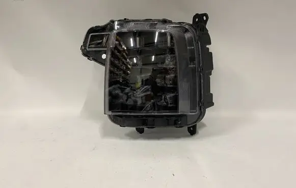 Hyundai Staria Headlight/headlamp 92101CG200
