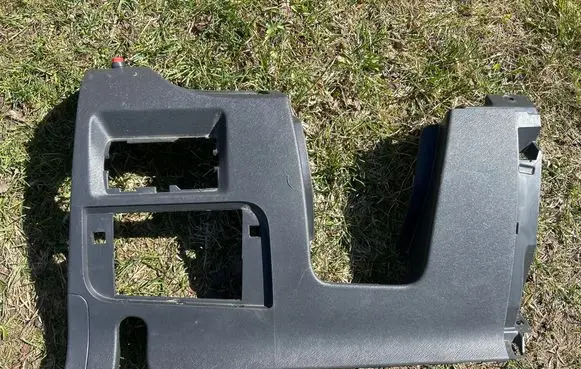 Renault Kangoo II Dashboard lower bottom trim panel 681064030R 37322M 681060203R