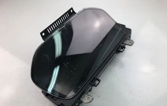 Volvo V60 Speedometer (instrument cluster) P32374025AA